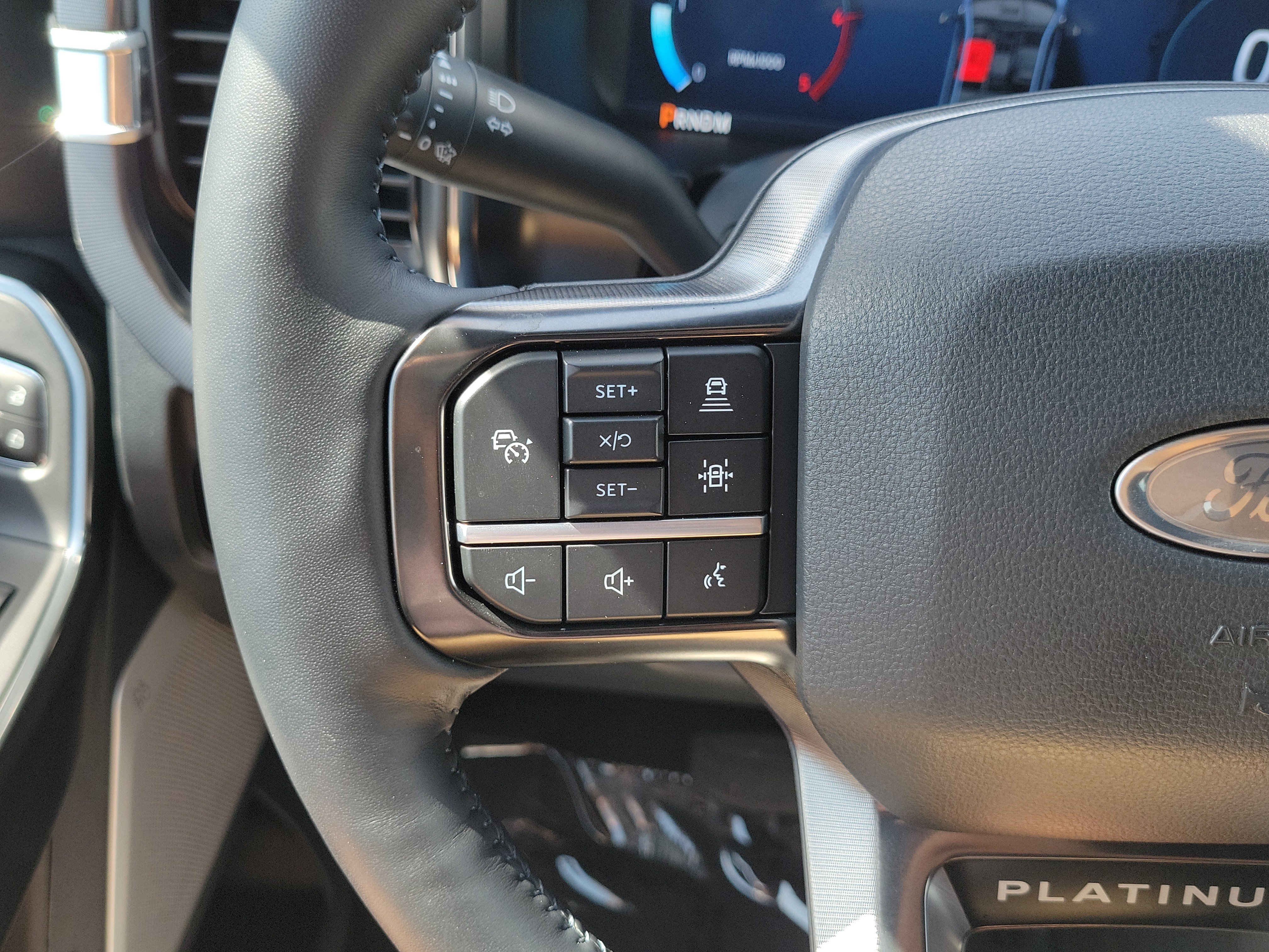 Certified 2026 Ford F350 Platinum w/ Tremor Off-Road Package AWD/4WD image 24