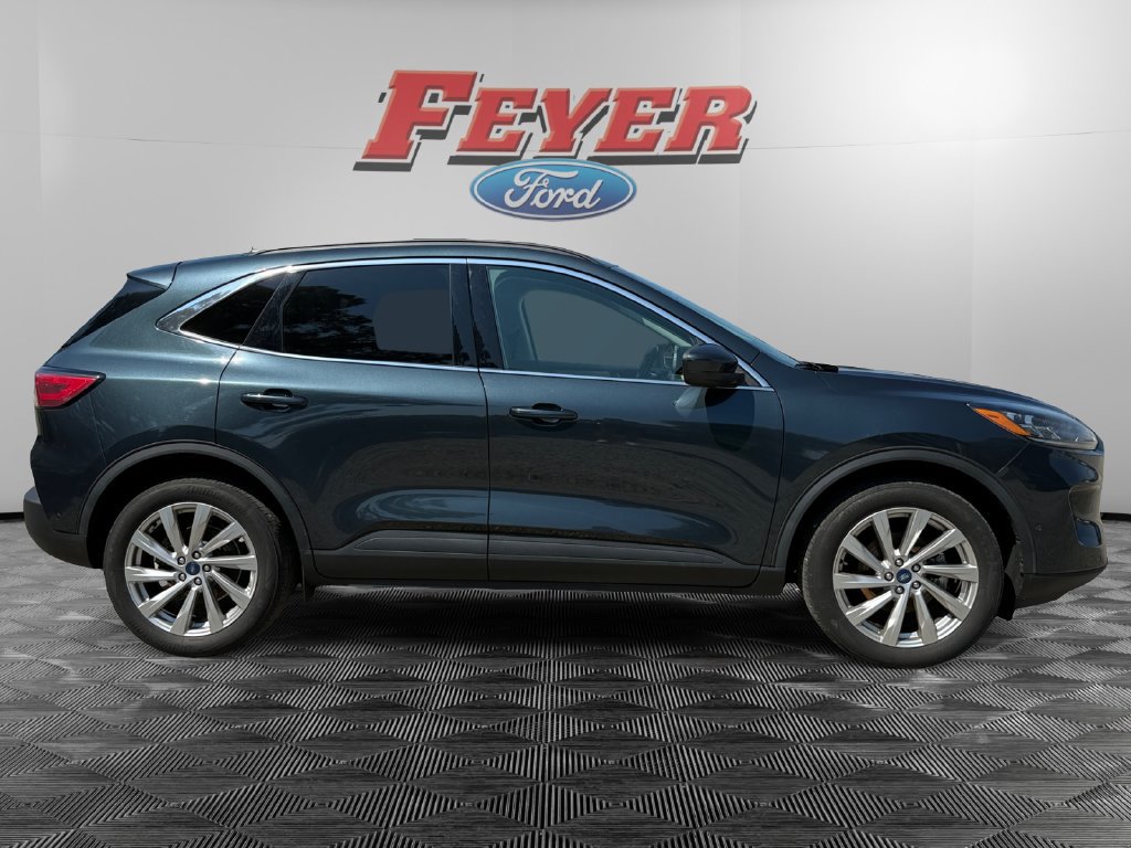 Certified 2022 Ford Escape Titanium w/ Titanium Elite Package AWD/4WD image 6