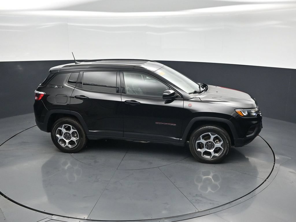 Used 2022 Jeep Compass Trailhawk AWD/4WD image 45