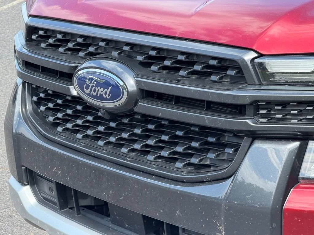 Certified 2025 Ford Ranger Lariat w/ Trailer Tow Package AWD/4WD image 16