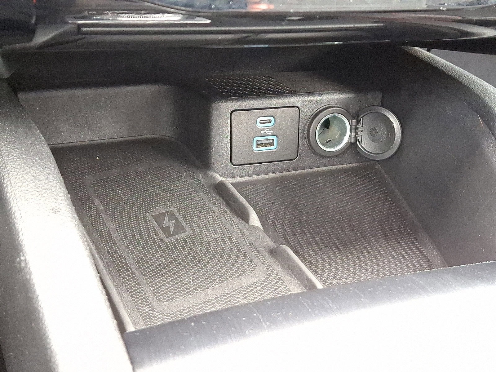 Certified 2023 Ford Escape ST-Line Elite w/ Premium Technology Package image 25