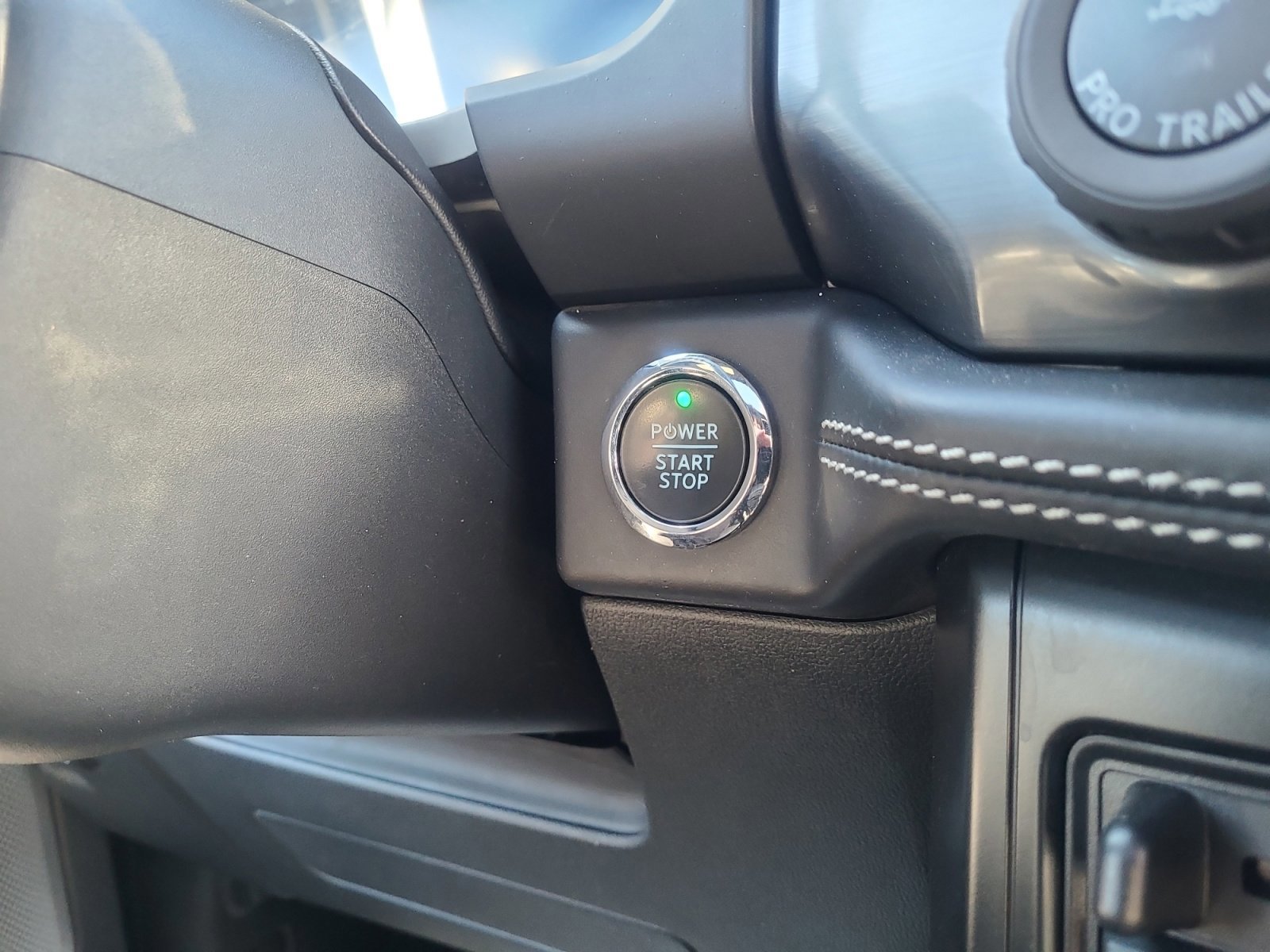 Certified 2023 Ford F150 Lightning Platinum image 30