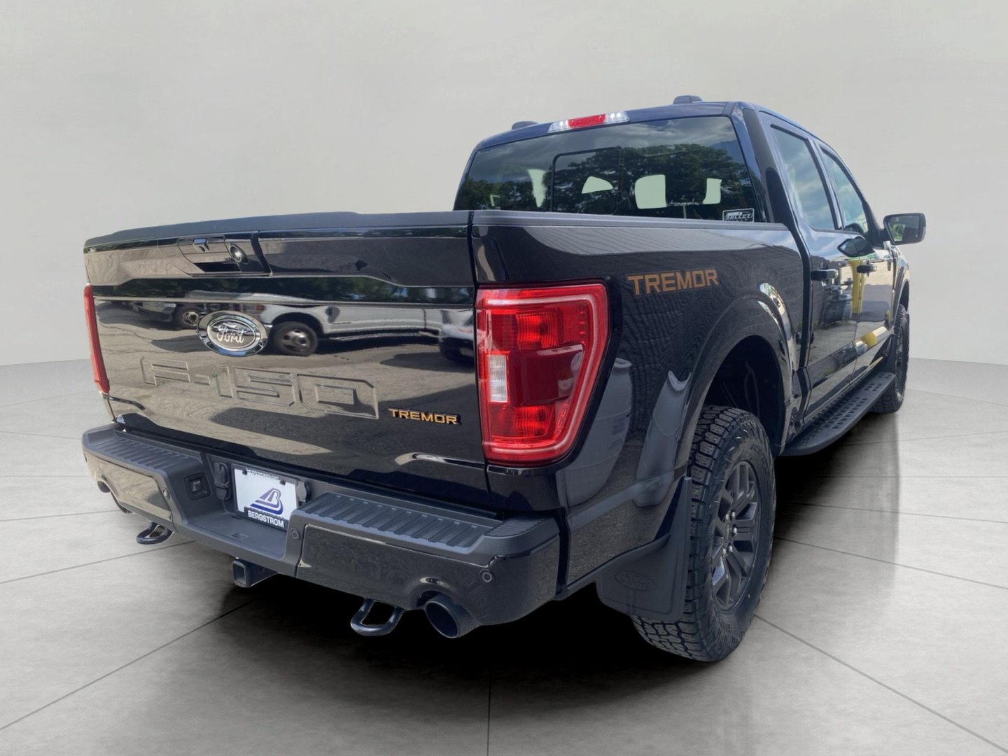 Certified 2023 Ford F150 Tremor w/ Trailer Tow Package AWD/4WD image 9