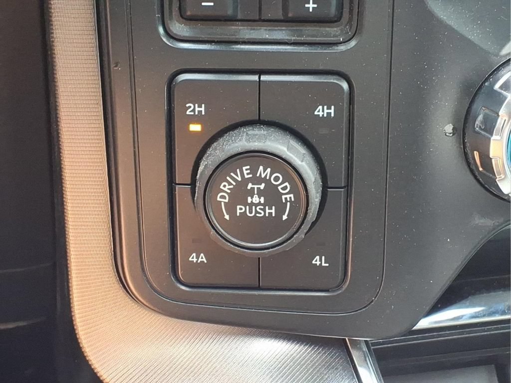 Certified 2025 Ford F150 Platinum w/ Equipment Group 702A High AWD/4WD image 23