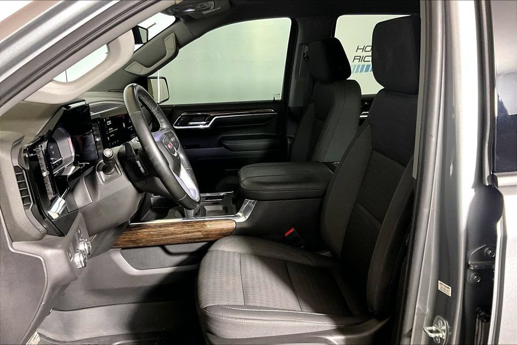 Used 2023 GMC Sierra 1500 Elevation w/ Preferred Package RWD image 20
