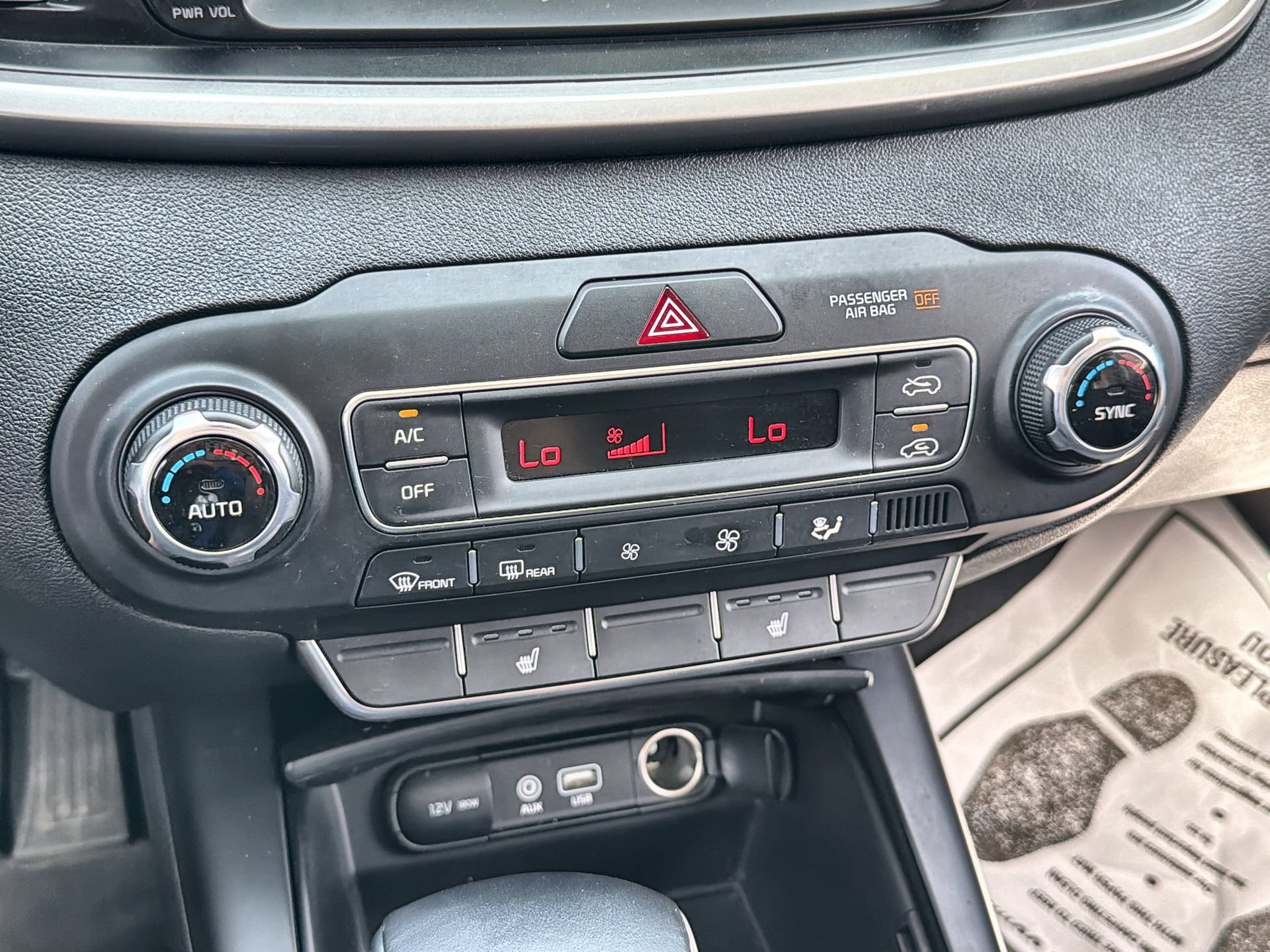 Used 2019 Kia Sorento FWD w/ LX Convenience Package image 18