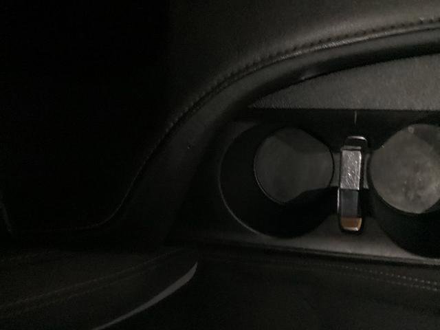 Used 2020 Chevrolet Camaro LT image 14