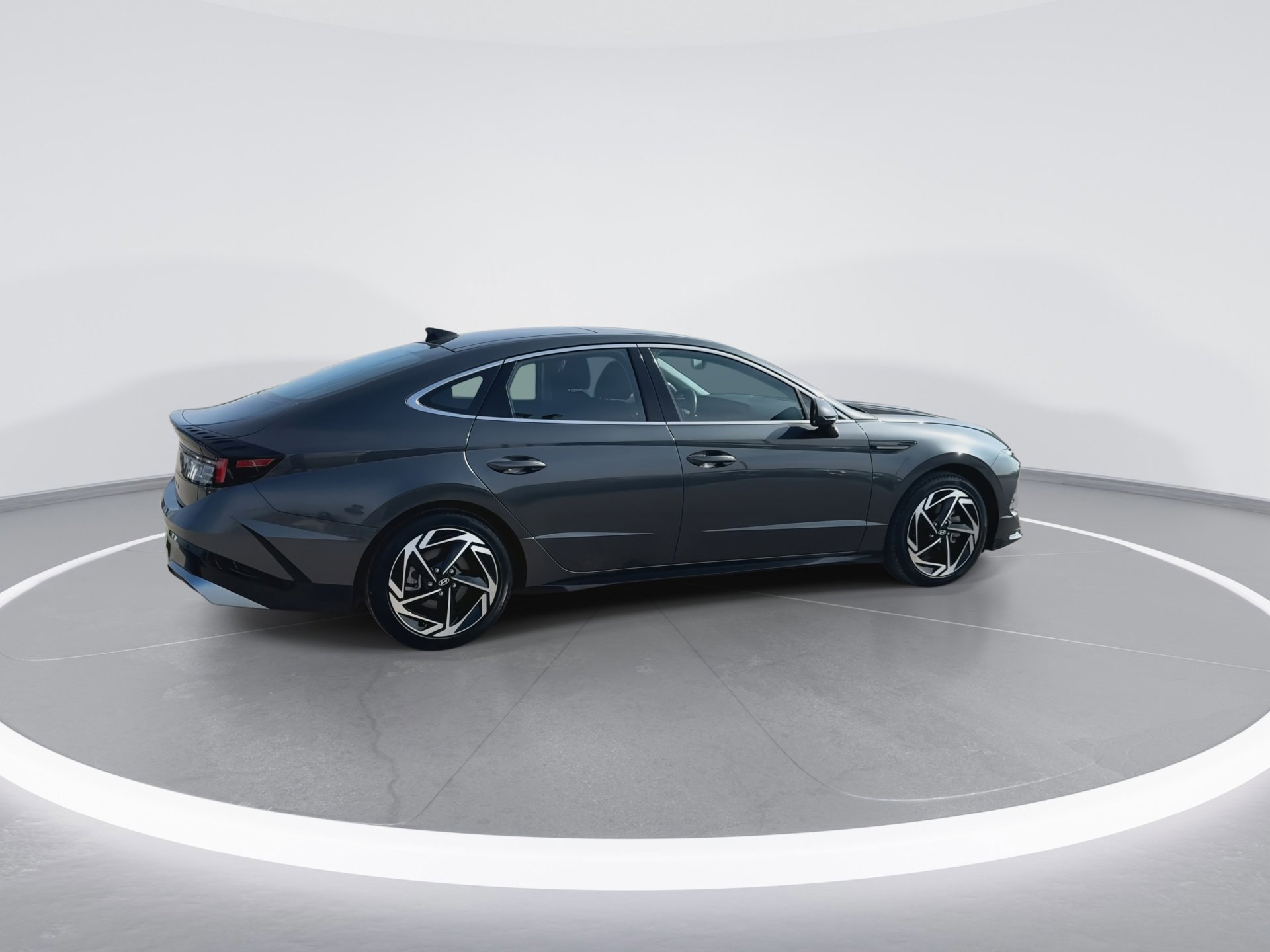 Used 2024 Hyundai Sonata SEL w/ Convenience Package image 6