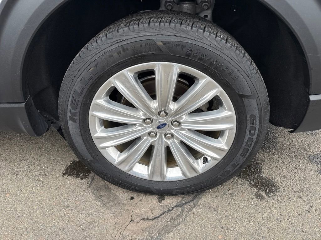 Certified 2022 Ford Explorer Limited w/ Hybrid Equipment Group 310A image 42