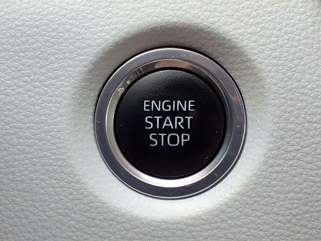 Used 2023 Toyota Corolla SE FWD image 19