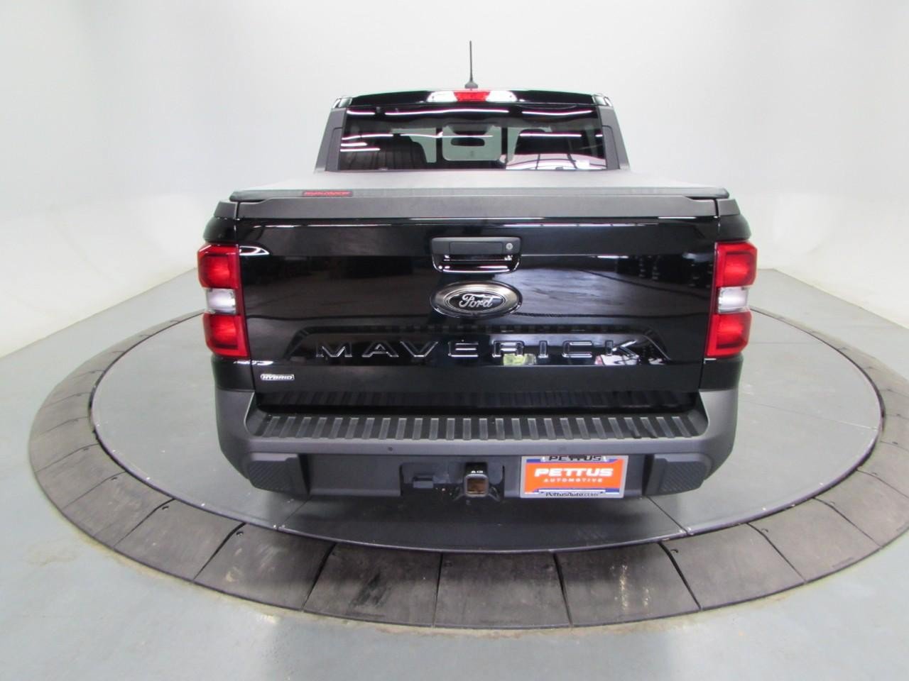 Certified 2024 Ford Maverick Lariat w/ Black Appearance Package FWD image 6