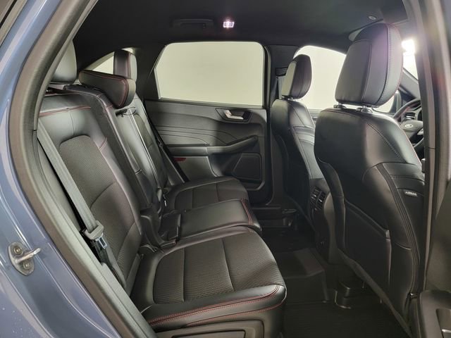 Certified 2023 Ford Escape ST-Line Elite AWD/4WD image 18