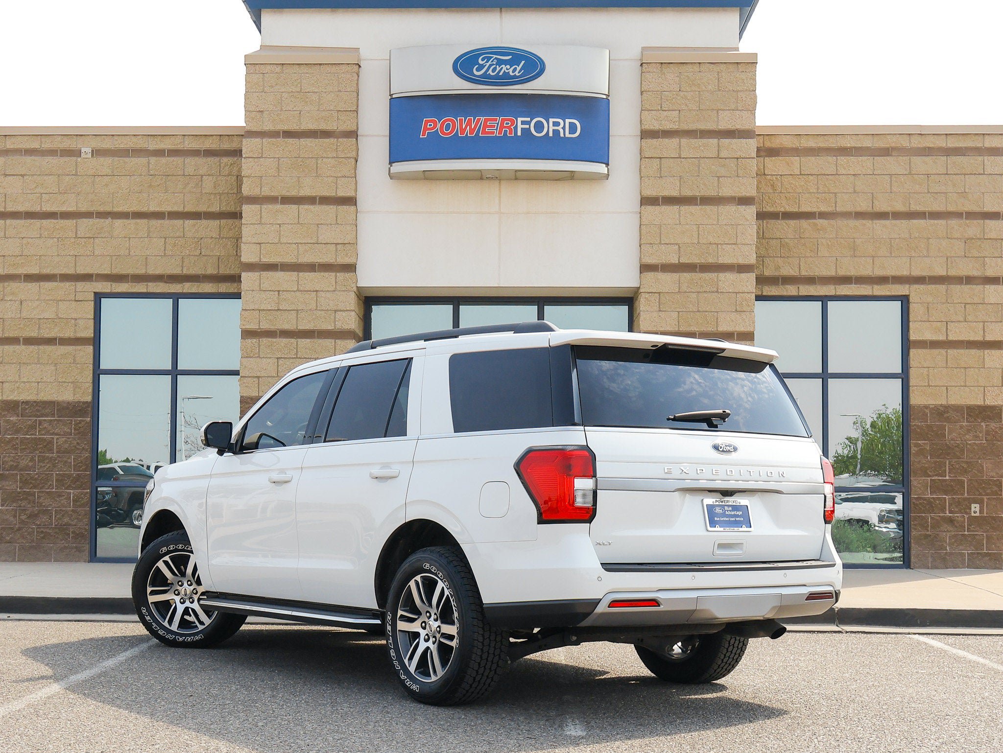 Certified 2023 Ford Expedition XLT AWD/4WD image 8