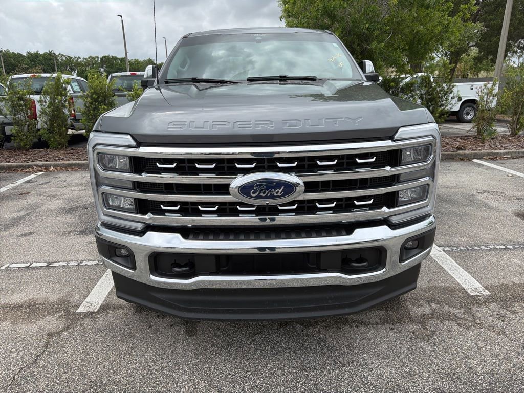Certified 2025 Ford F250 Lariat w/ Chrome Package image 9
