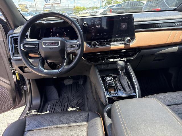 Used 2023 GMC Canyon AT4 w/ AT4 Premium Package AWD/4WD image 7