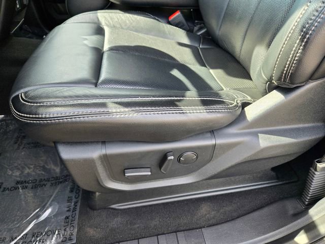 Certified 2020 Ford F250 Lariat w/ Lariat Value Package image 11