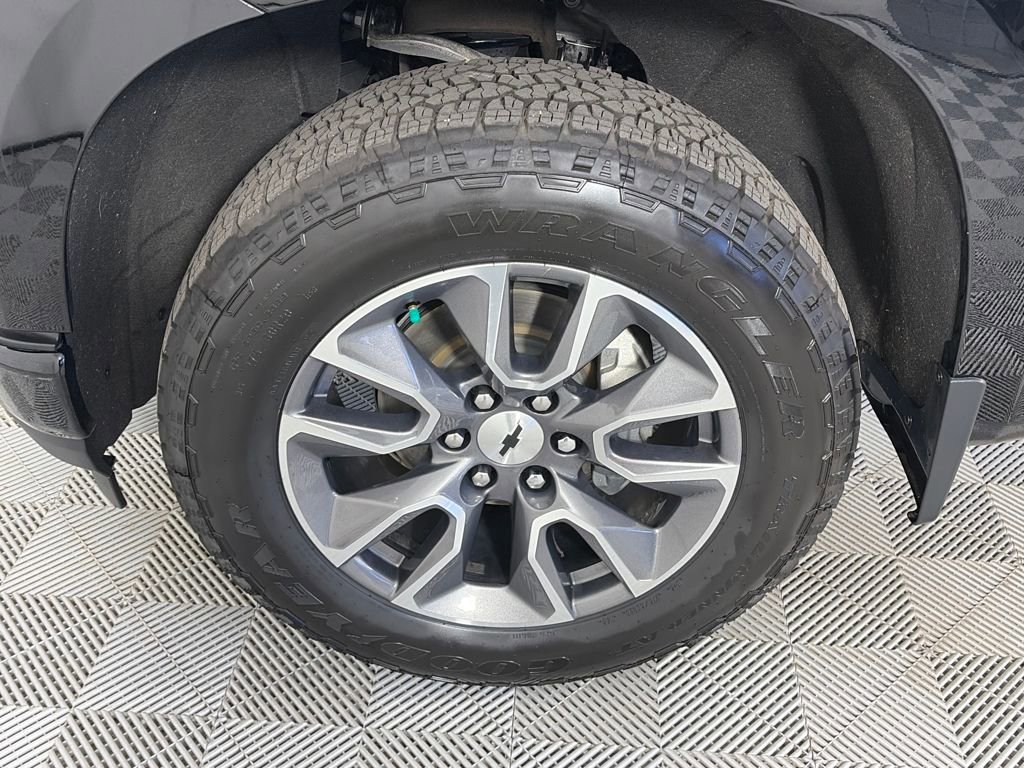 Used 2020 Chevrolet Silverado 1500 RST w/ Texas Edition image 8