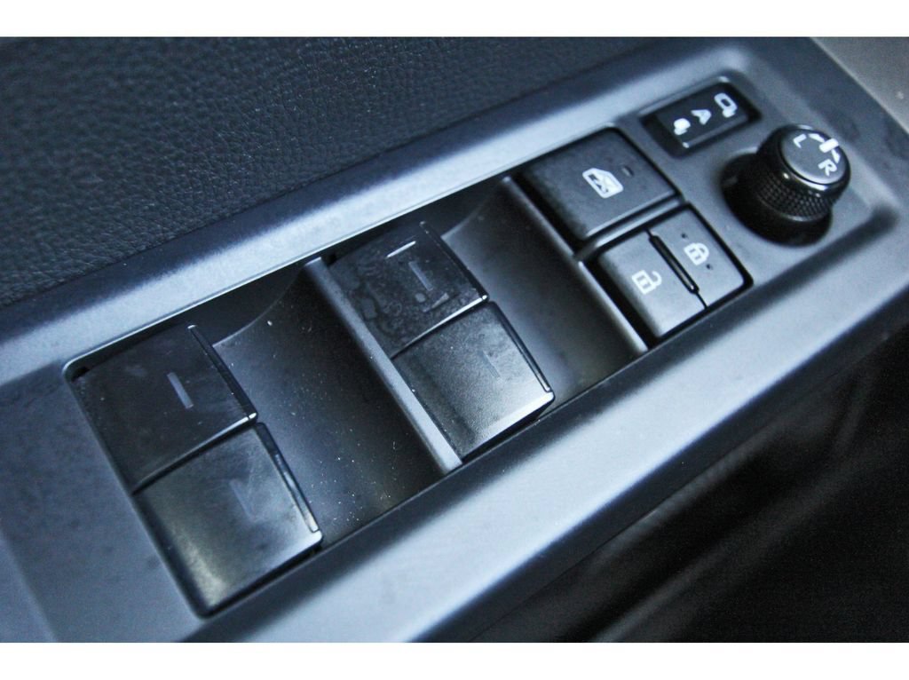 Used 2024 Toyota Tundra Limited AWD/4WD image 22