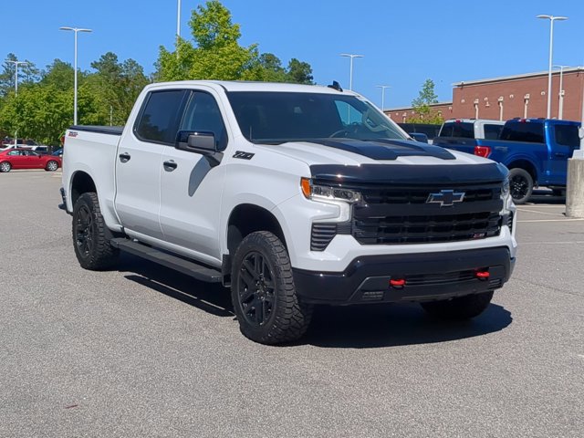 Used 2025 Chevrolet Silverado 1500 LT Trail Boss w/ Convenience Package II AWD/4WD image 8