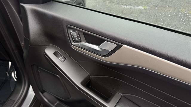 Certified 2021 Ford Escape SE AWD/4WD image 23