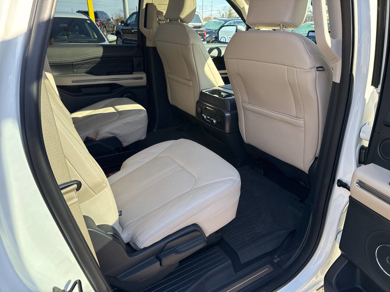Certified 2024 Ford Expedition Max Platinum AWD/4WD image 16