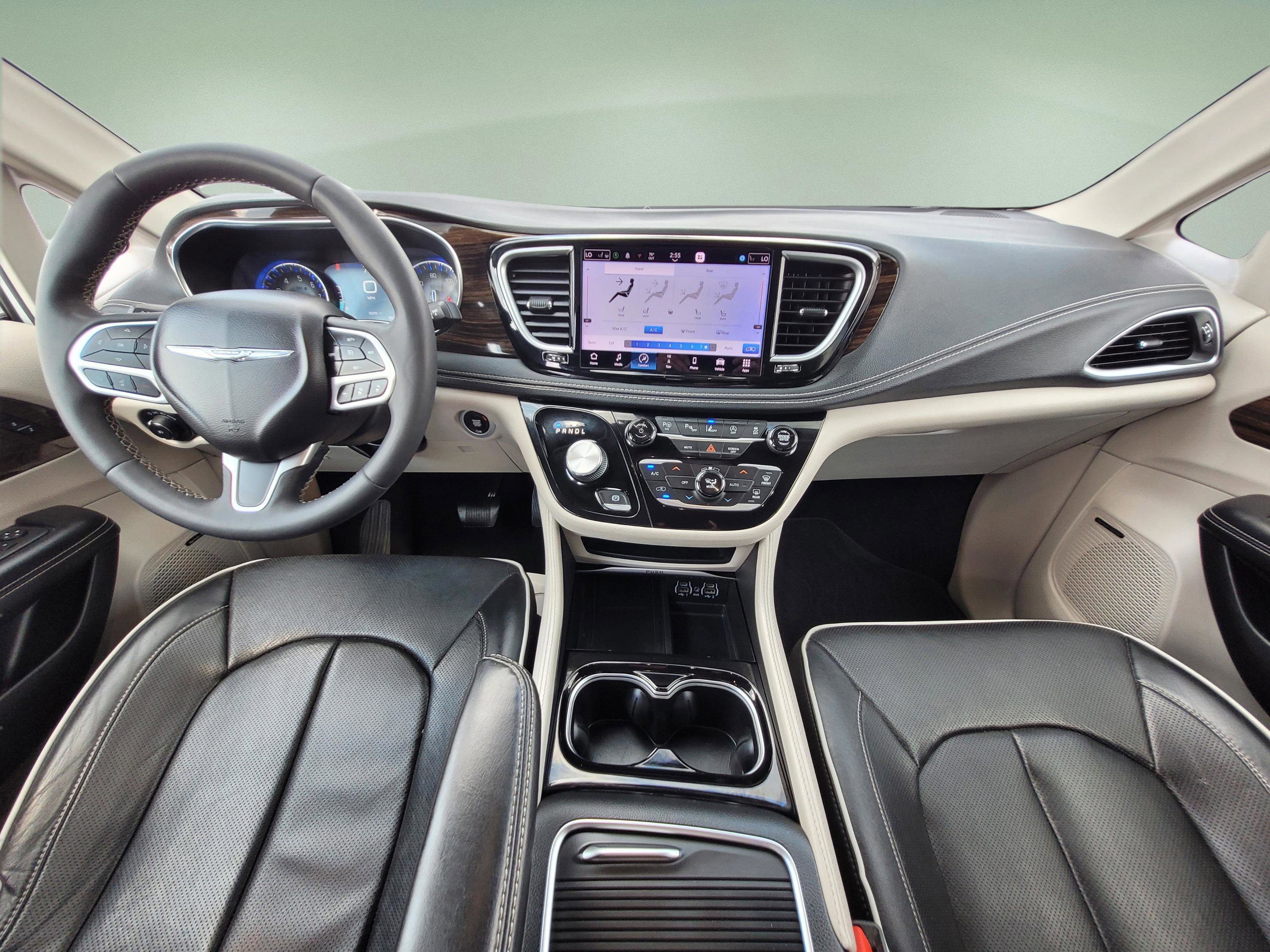 Used 2022 Chrysler Pacifica Limited FWD image 15