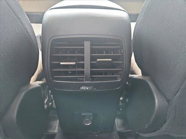 Certified 2020 Ford Escape SE FWD image 16