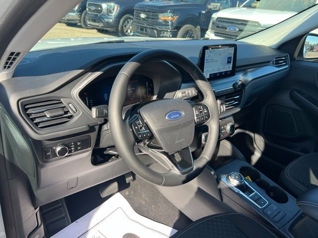 Certified 2023 Ford Escape Active AWD/4WD image 7
