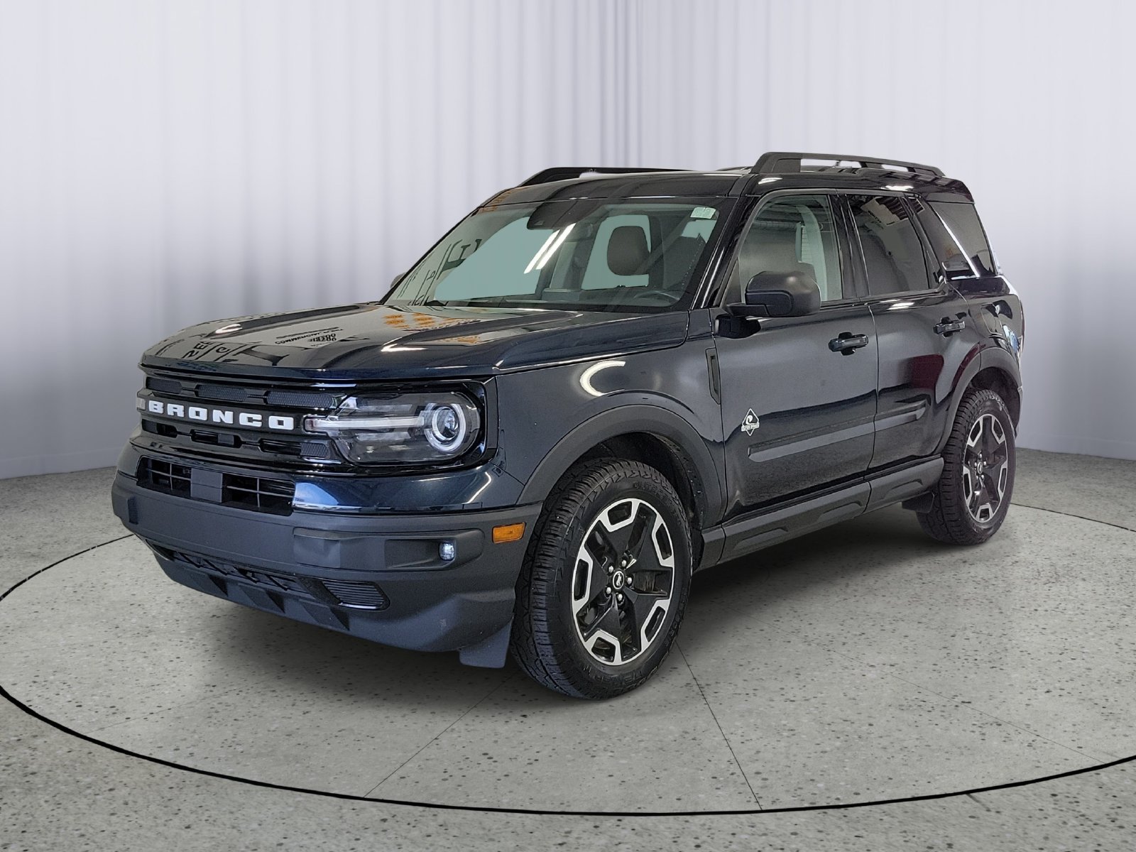 Certified 2021 Ford Bronco Sport Outer Banks w/ Outer Banks Package (96D) AWD/4WD image 4
