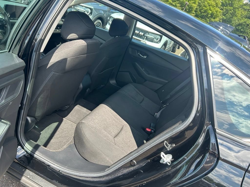Used 2023 Honda Accord LX image 18