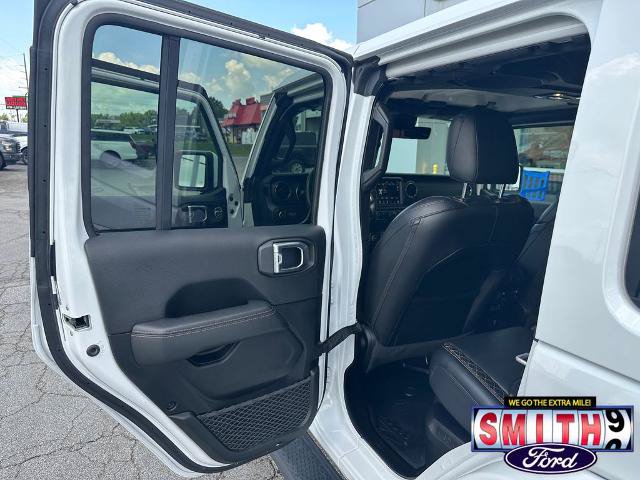Used 2021 Jeep Wrangler Unlimited Sahara AWD/4WD image 28