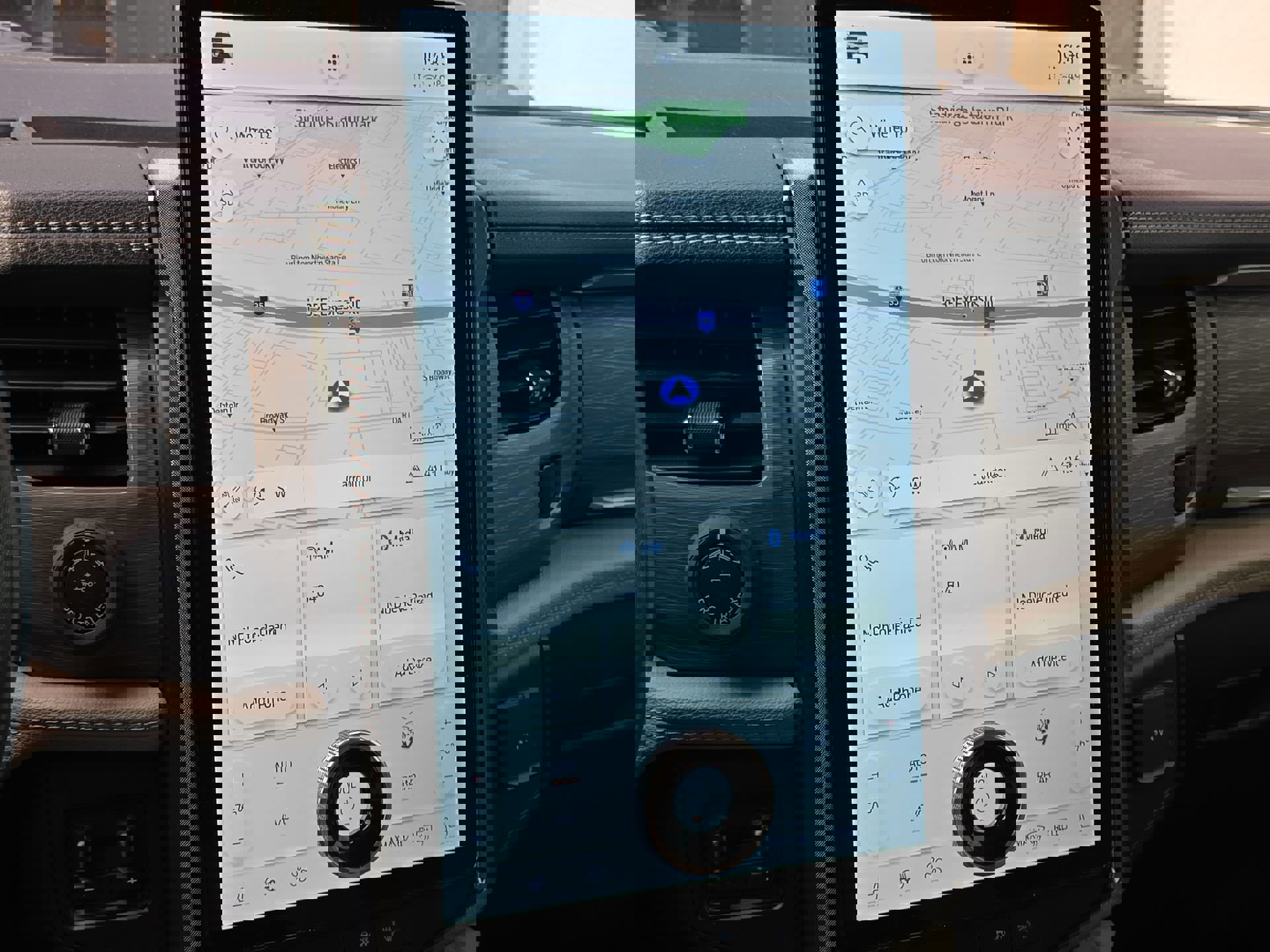 Certified 2022 Ford Expedition Limited image 17