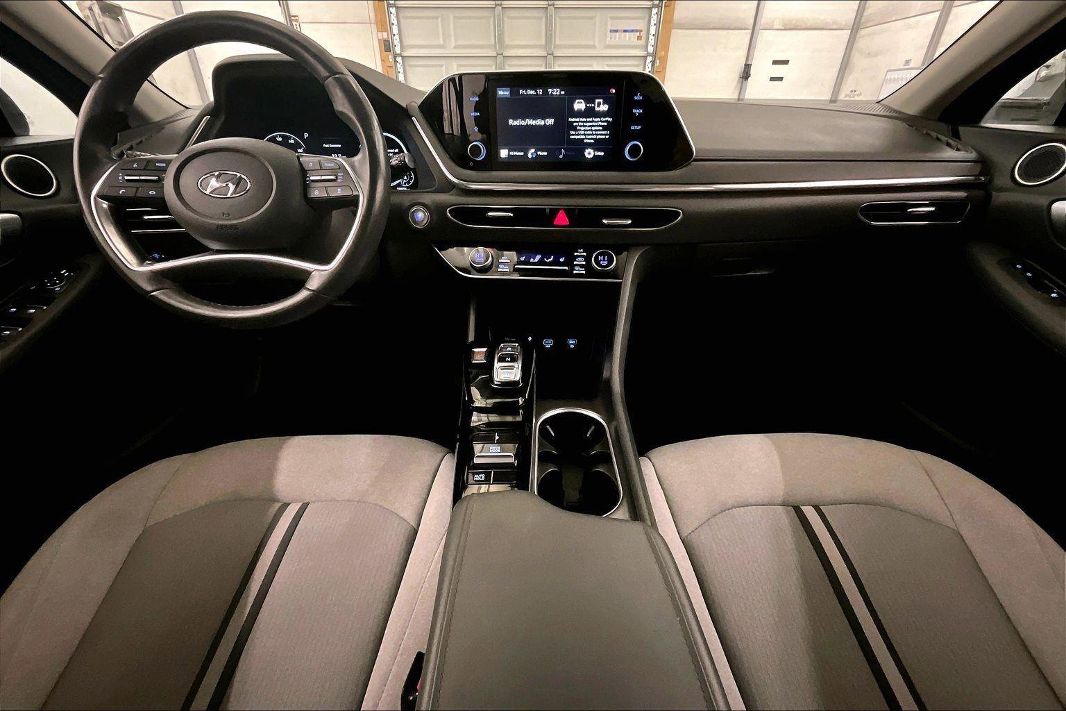 Used 2020 Hyundai Sonata SEL w/ Convenience Package image 14