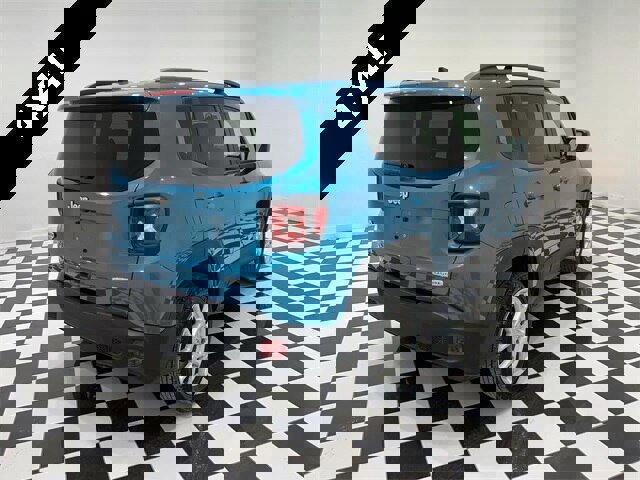 Used 2019 Jeep Renegade Latitude image 4