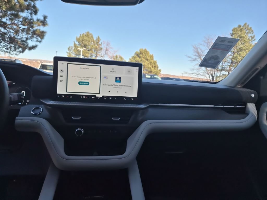 Certified 2025 Ford Explorer Platinum w/ LUX Leather Package image 16