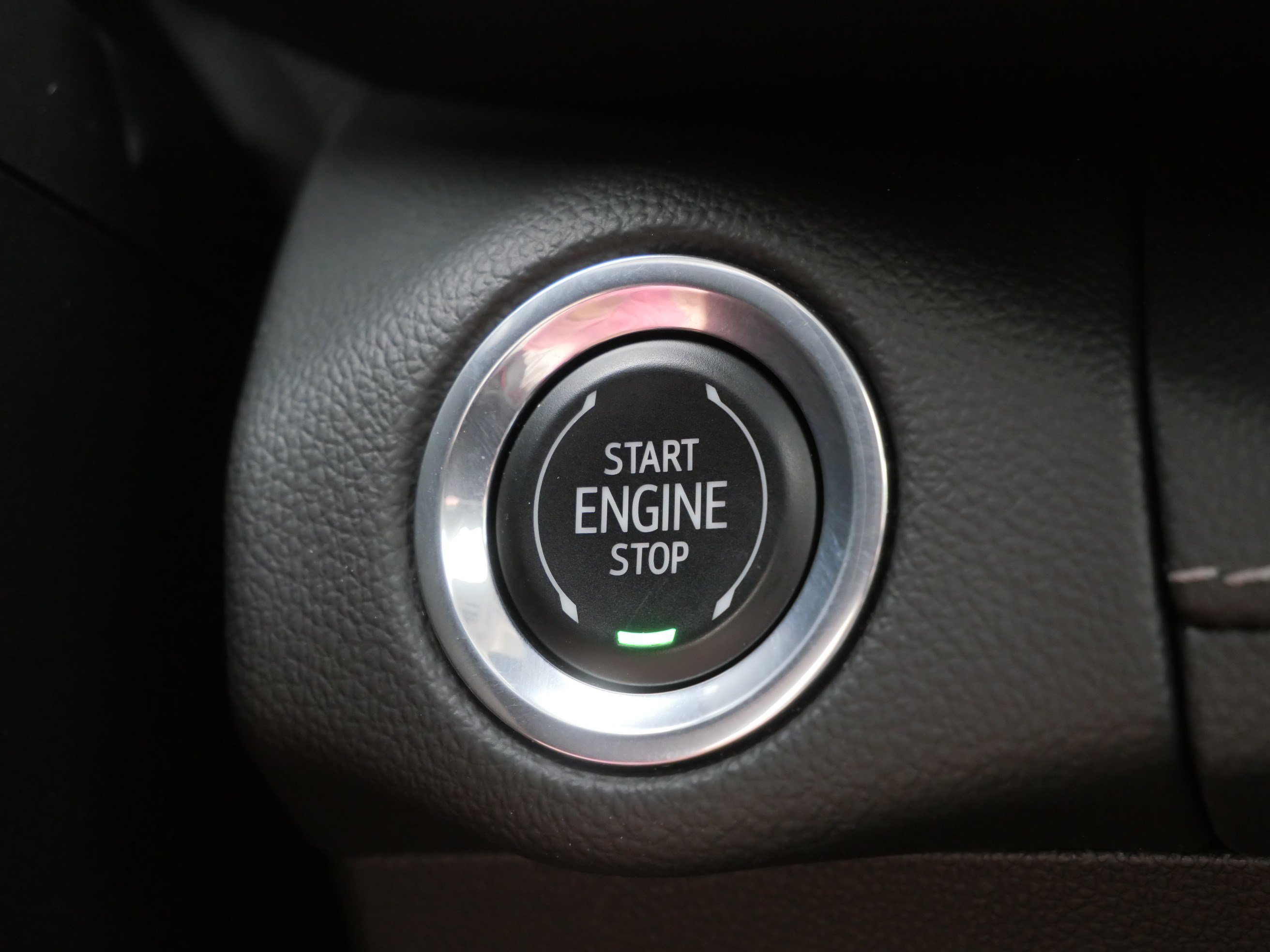Used 2022 Buick Envision Essence w/ Technology Package II AWD/4WD image 30