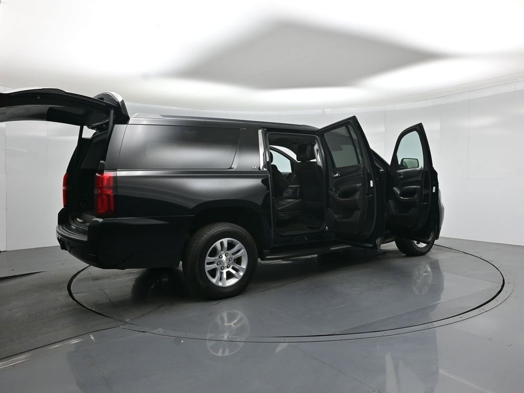 Used 2018 Chevrolet Suburban LT w/ Max Trailering Package RWD image 6