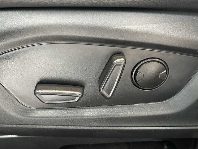 Certified 2023 Ford Explorer ST-Line w/ Class IV Trailer Tow Package AWD/4WD image 33