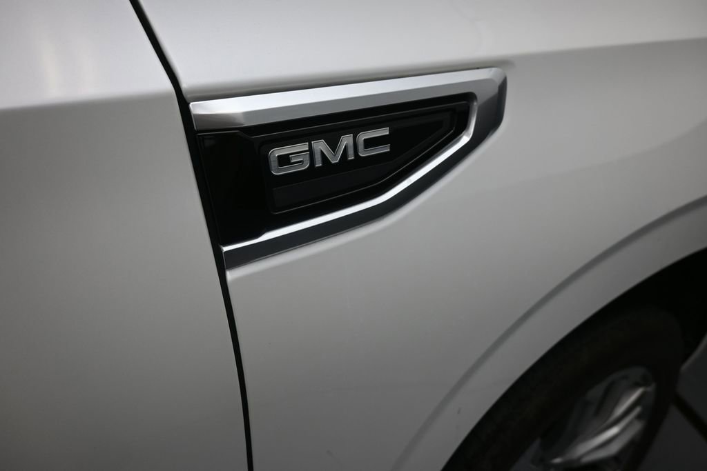 Used 2021 GMC Yukon XL Denali w/ Denali Premium Package RWD image 27