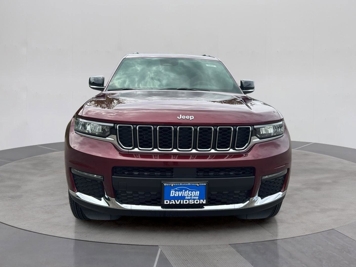 Used 2025 Jeep Grand Cherokee L Limited image 10