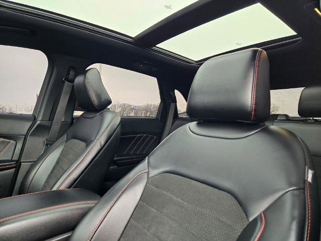 Certified 2024 Ford Edge ST-Line w/ Class II Trailer Tow Package image 26