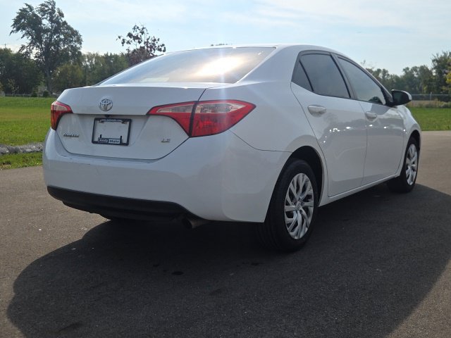 Used 2019 Toyota Corolla LE FWD image 7