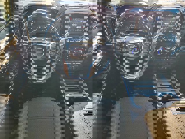 Used 2022 GMC Sierra 1500 Elevation image 13