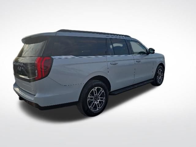 Certified 2025 Ford Expedition Max Active RWD image 3