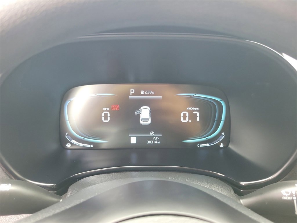 Used 2025 Kia Soul LX w/ LX Technology Package image 24