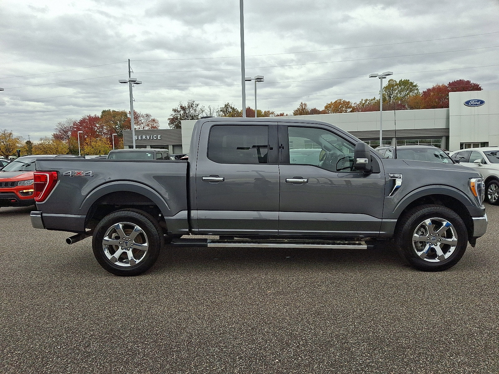 Certified 2022 Ford F150 XLT w/ Equipment Group 302A High image 9