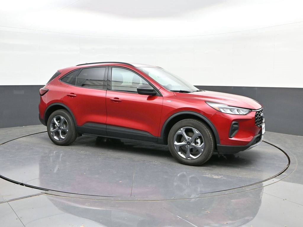 Certified 2025 Ford Escape ST-Line image 17