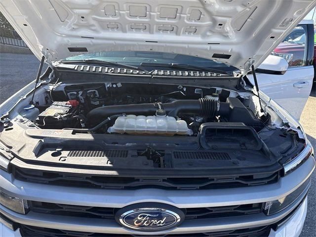 Certified 2024 Ford Expedition Max XLT image 31