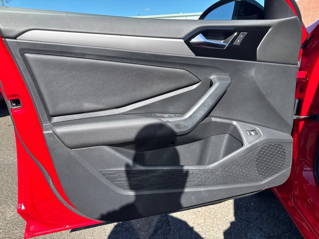 Used 2019 Volkswagen Jetta R-Line w/ R-Line Cold Weather Package FWD image 13