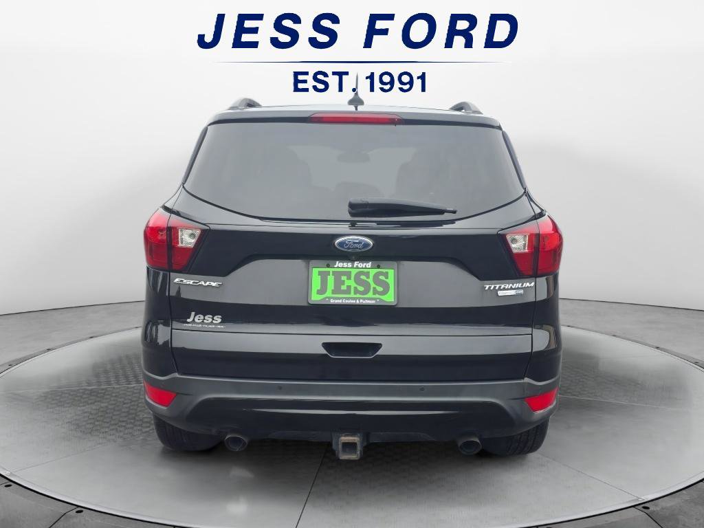 Certified 2019 Ford Escape Titanium image 4